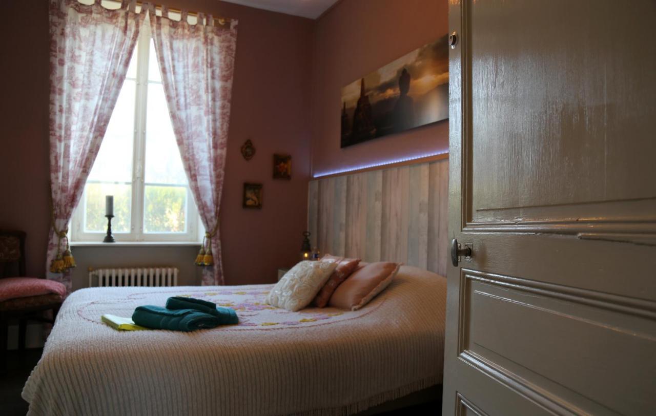Le Bonnet De Nuit Panzió Chalmoux Kültér fotó